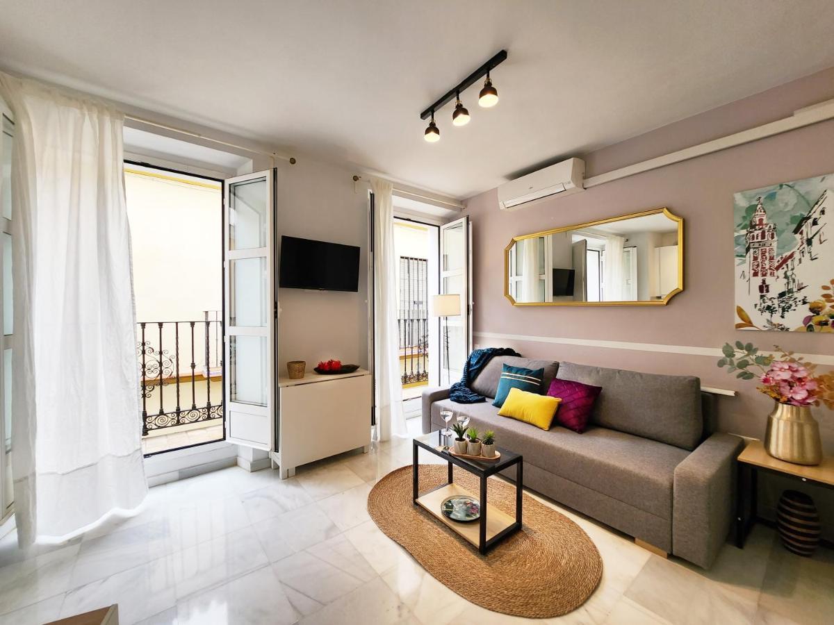 Lovely Center Apartments - Balcony Lux Sol 세비야 외부 사진